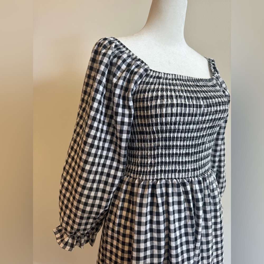 Black and White Gingham Smocked Sundress with Puff Sleeves - Size Medium - Picture 8 of 15